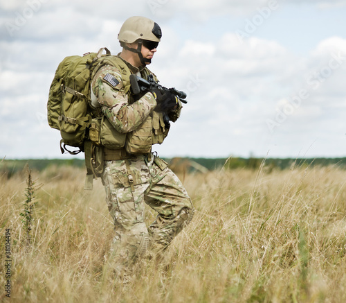 Photo: Soldier in patrol Soldier in patrol