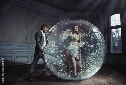 Photo: A young lady got stuck in crystal ball A young lady got stuck in crystal ball