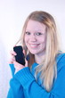 frau mit handy
