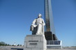 Ziolkowski-Denkmal vor Kosmonautenmuseum Moskau