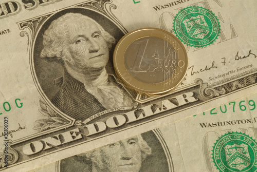 Foto: Dollar, Euro, USD, Banknoten, Geld, Währung, Buck, Greenback Dollar, Euro, USD, Banknoten, Geld, Währung, Buck, Greenback