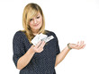 Junge Frau (19 Jahre) ratlos mit Tabletten