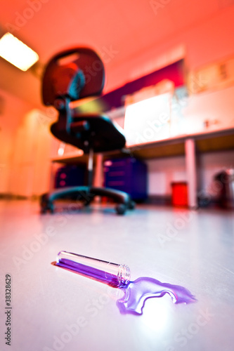 Photo: Scientific experiment disaster, dispersing liquid Scientific experiment disaster, dispersing liquid