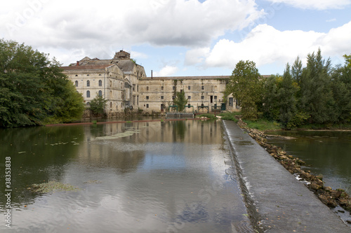Photo: Barrage Barrage