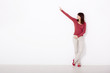 Showing something on a white wall