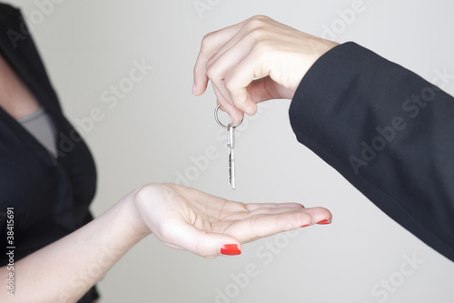 Foto: Schlüsselübergabe Schlüsselübergabe