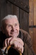 Zuversichtlicher alter Mann