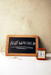 Zeitmesser Wecker mit Tafel