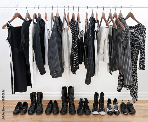 Photo: Female black and white clothes and shoes Female black and white clothes and shoes