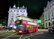 Picadilly circus de nuit - Londres (UK) Picadilly circus de nuit - Londres (UK)