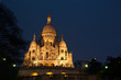 Montmartre à Paris de nuit