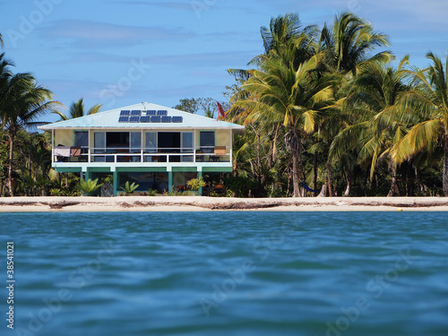Foto: Tropical off-grid house Tropical off-grid house