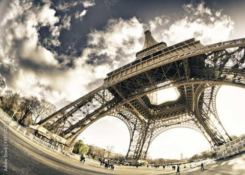 Photo: Eiffel Tower in a Sunny Winter Morning Eiffel Tower in a Sunny Winter Morning