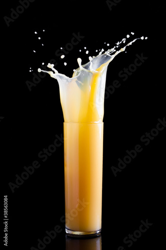 Photo: Orange juice splash Orange juice splash