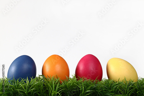 Foto: bunte Ostereier bunte Ostereier