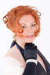 Portrait einer eleganten jungen Frau