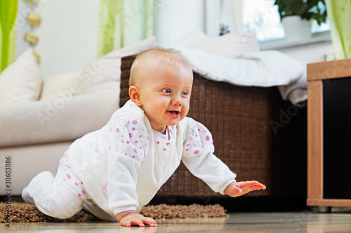 Photo: crawling baby crawling baby