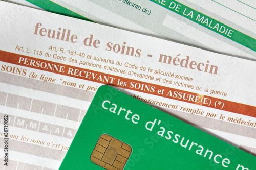 Photo: Feuille de soins avec carte assurance maladie Feuille de soins avec carte assurance maladie