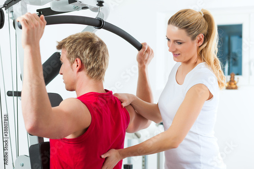 Photo: Patient bei der Physiotherapie Patient bei der Physiotherapie