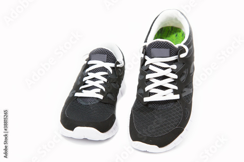 Photo: Sportschuhe, Joggingschuhe auf weißem Hintergrund Sportschuhe, Joggingschuhe auf weißem Hintergrund