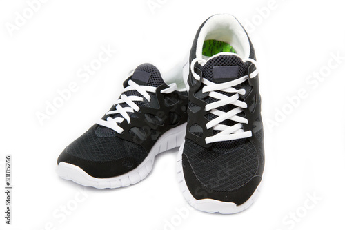 Photo: Sportschuhe, Joggingschuhe auf weißem Hintergrund Sportschuhe, Joggingschuhe auf weißem Hintergrund