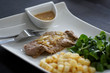 noix de veau & pommes de terre sautées 2 noix de veau & pommes de terre sautées 2