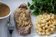 noix de veau & pommes de terre sautée 1 noix de veau & pommes de terre sautée 1