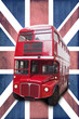 Bus rouge londonien, fond Union Jack