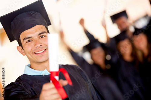 Foto: Male graduate Male graduate