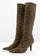 Stiefel im Leopardendesign