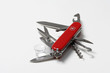 Aufgeklapptes Schweizer Taschenmesser