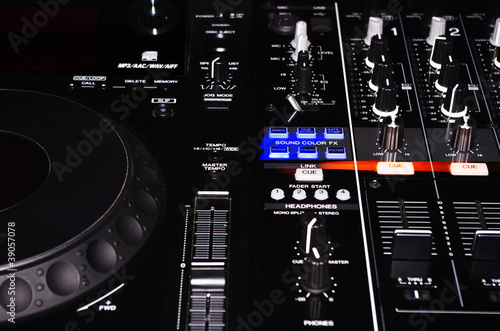 Photo: Professional DJ Turntable Professional DJ Turntable