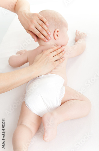 Photo: baby massieren baby massieren