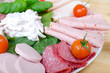 aufschnittplatte mit Fleischsalat