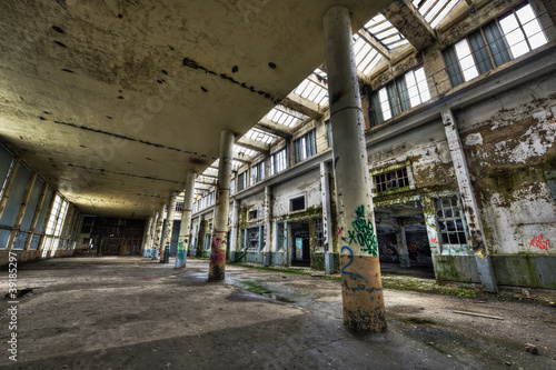 Foto: Old empty warehouse Old empty warehouse