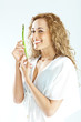 Frau mit Spargel