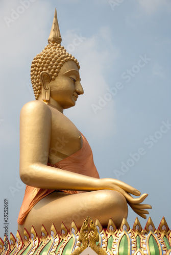 Photo: Big Buddha statue Big Buddha statue