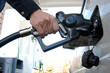 Filling gas tank