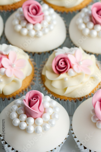 Photo: Wedding cupcakes Wedding cupcakes