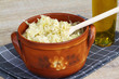Sauerkraut im Tontopf