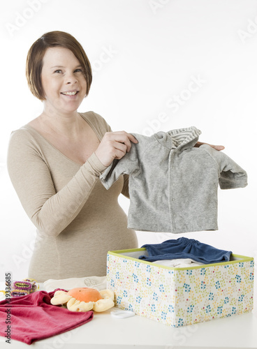 Foto: Junge Frau in der 38. Schwangerschaftswoche Junge Frau in der 38. Schwangerschaftswoche