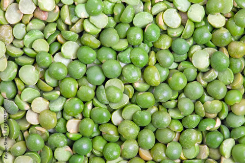Photo: Split green peas Split green peas