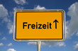 Deutsches Ortsschild Freizeit