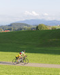 Zwei Rennradler auf Tour