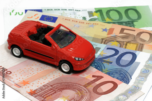 Photo: euro mit auto euro mit auto