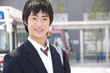 笑顔の男子高校生