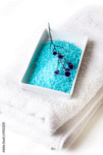 Photo: aromatic salt and white towel aromatic salt and white towel