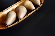poires dans un bol
