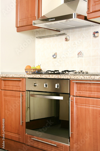 Photo: an image of oven in Modern Kitchen an image of oven in Modern Kitchen