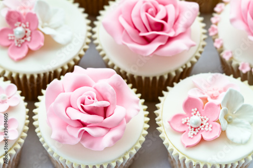 Photo: Wedding cupcakes Wedding cupcakes